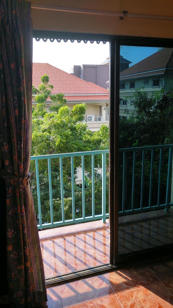 Hotel Guestpat Casabella Pattaya Exterior foto